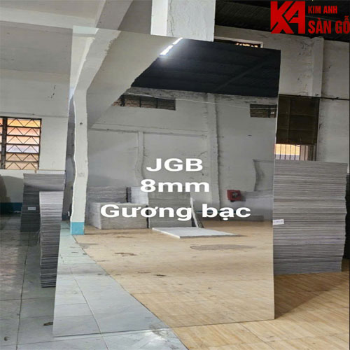 Tấm Ốp Than Tre Tráng Gương Bạc Bóng GR 8mm